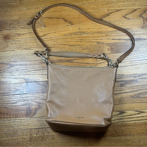 Coach Authentic Pebbled Leather Legacy Hobo Boho Shoulder Bag - Picture 1 of 14